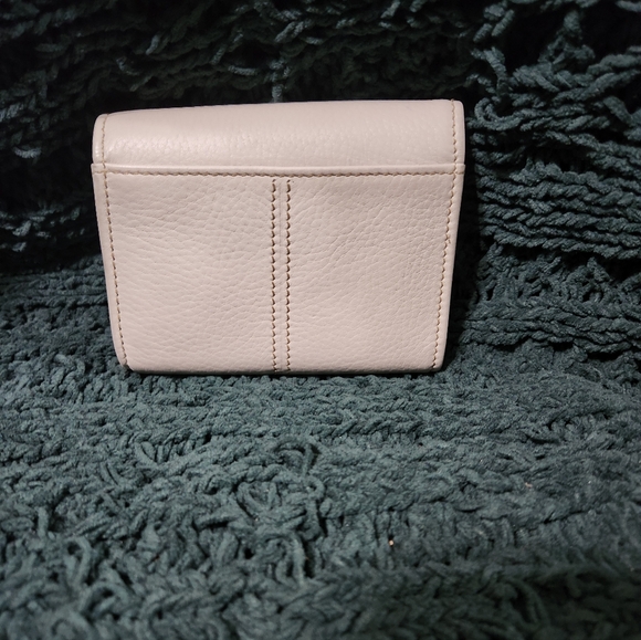 Coach White Bifold Leather Wallet